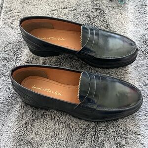 Polished Black Leather Loafers with Slip-On Design